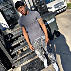 Meet your Posher, Marlon